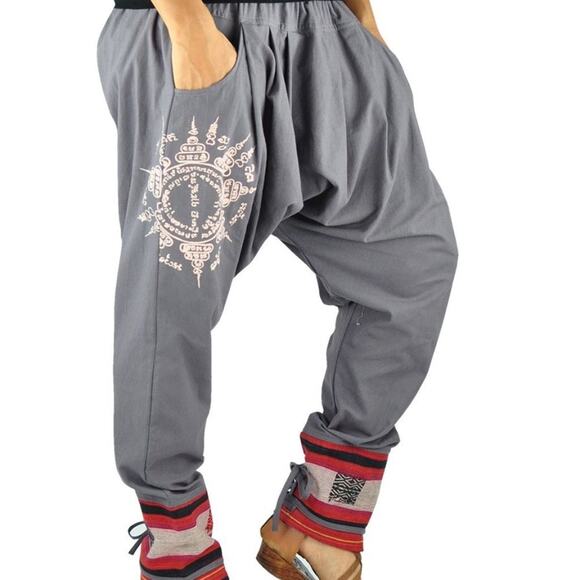 Wer bist du? Harem Pants with Patterned Cuffs Burgundy One Size - Picture 2 of 14